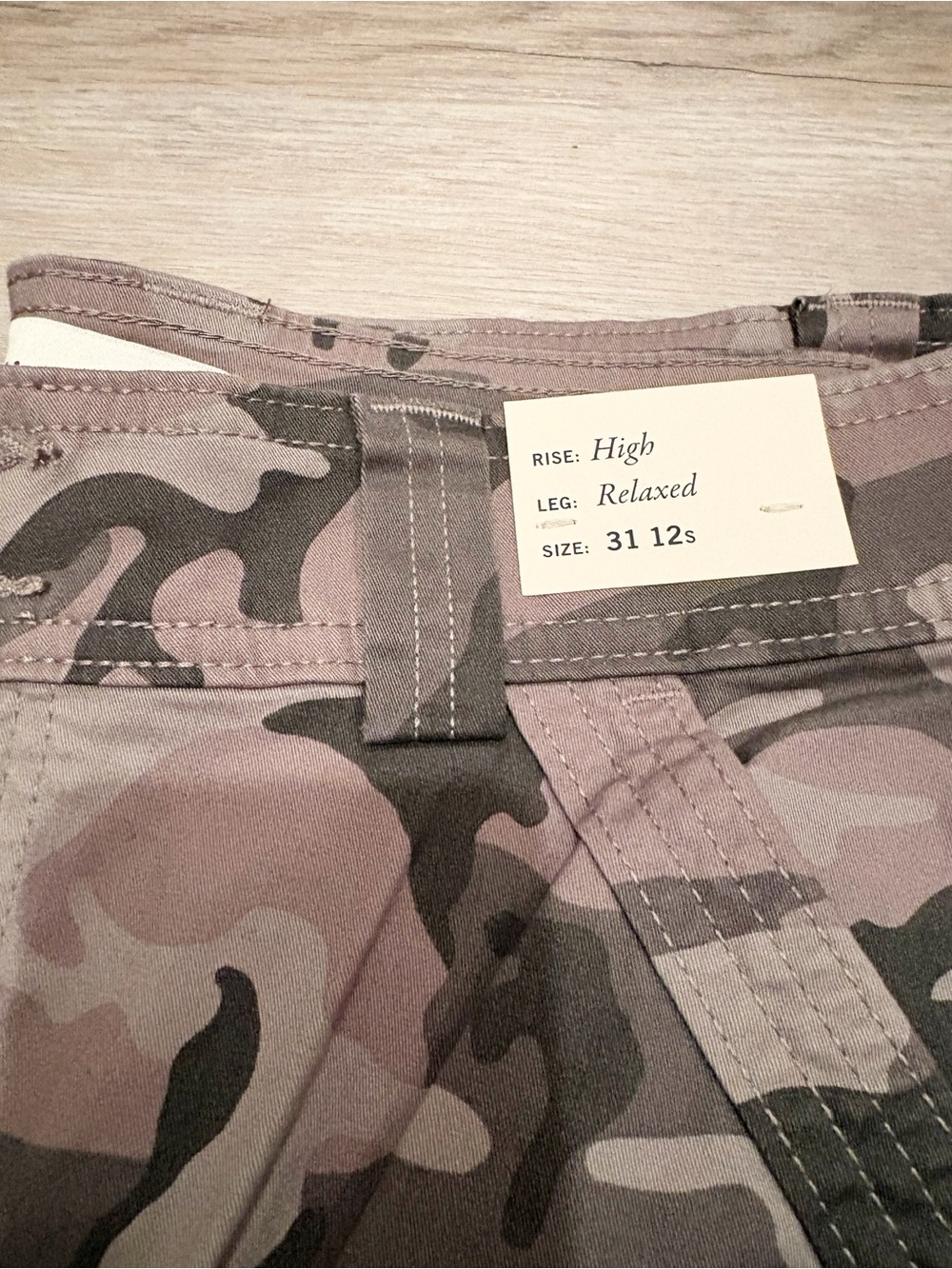 NWT ABERCROMBIE RELAXED CARGO PANTS - Picture 4 of 5